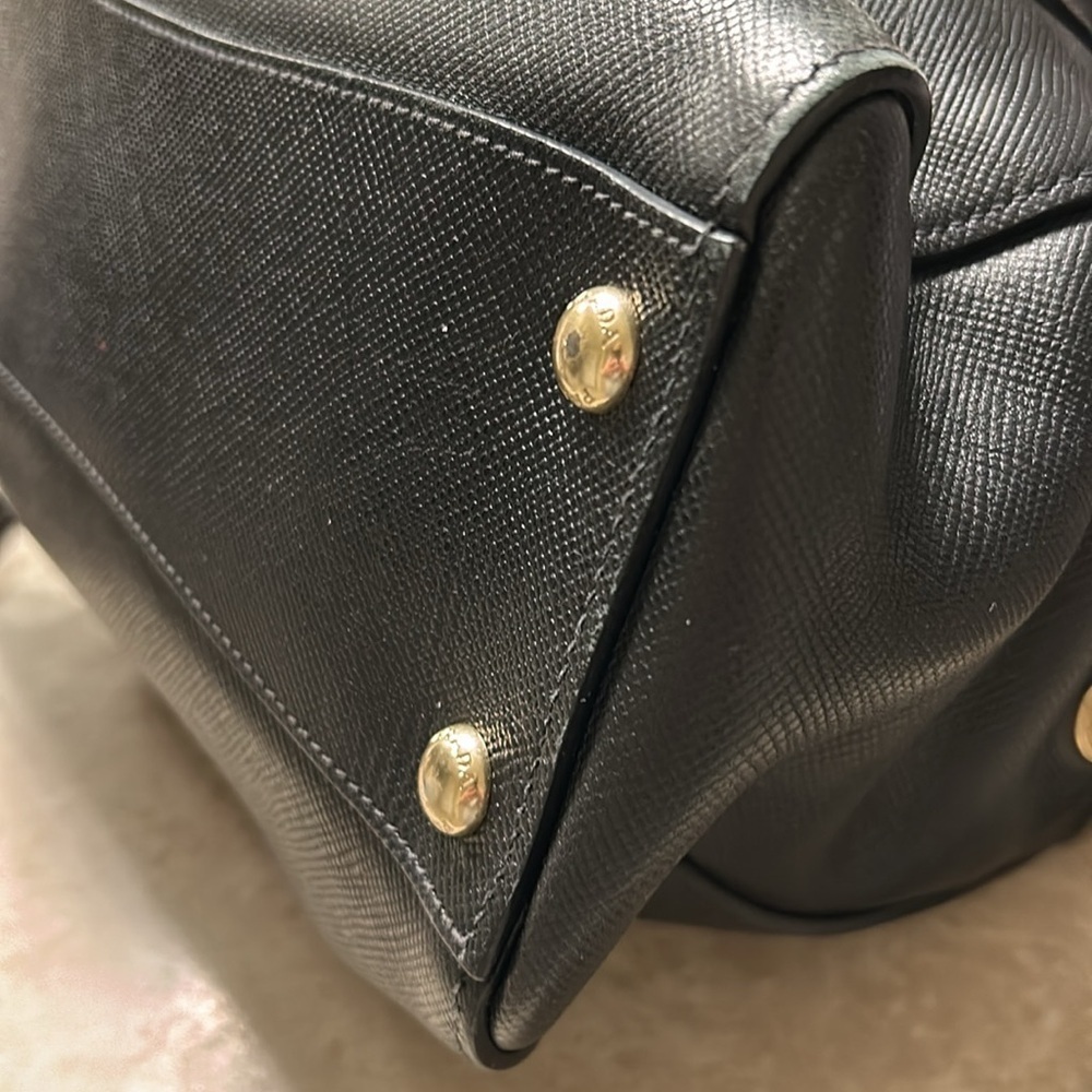 Prada Saffiano Lux Black Double Leather bag - Picture 7 of 12